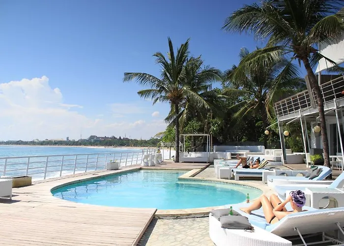 Hotel Home@36 Condotel Kuta Lombok