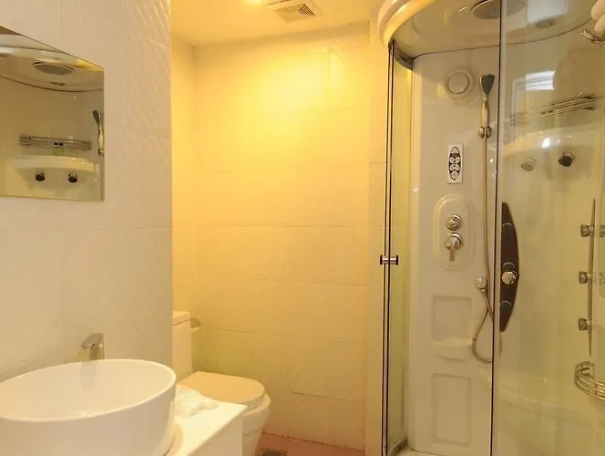 Home@36 Condotel Kuta Lombok